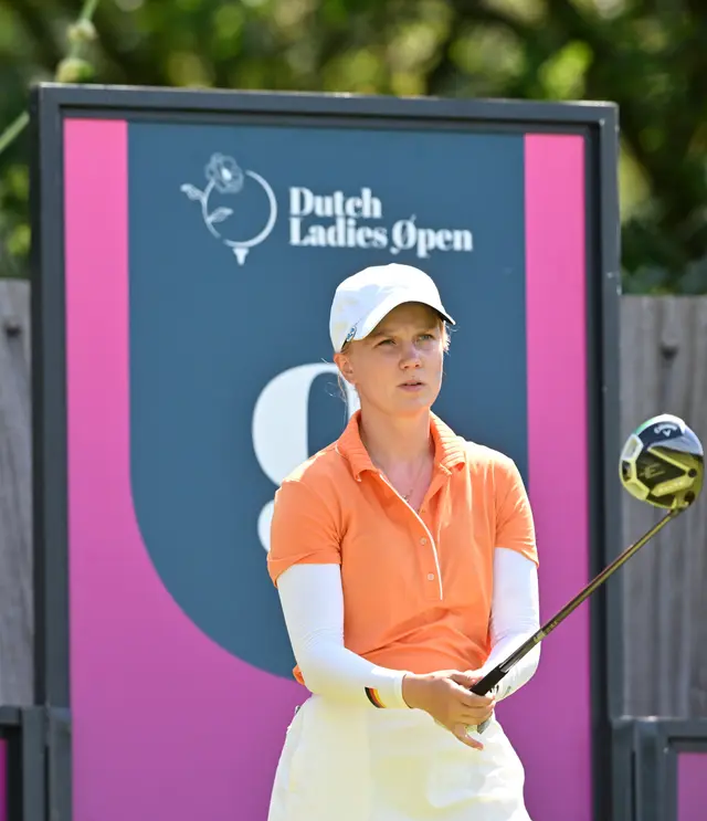 Celina Sattelkau: Steht mit Driver an der Tee-8-Tafel der Dutch Ladies Open